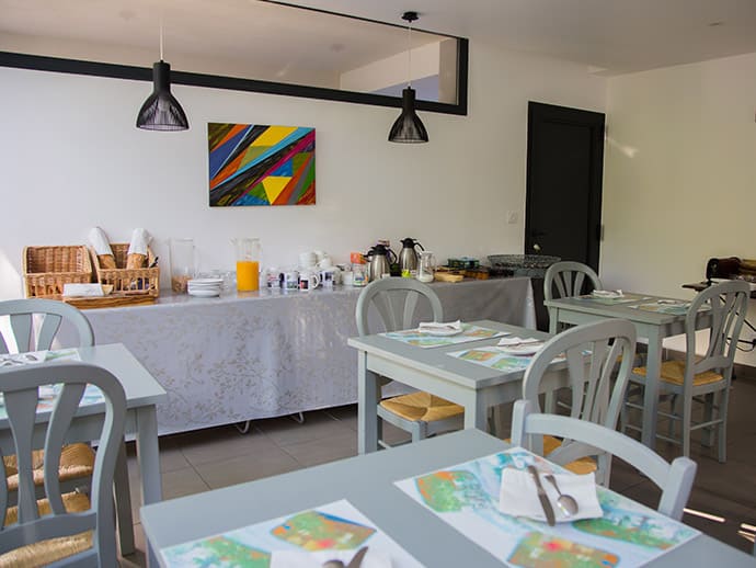 Salle petit déjeuner